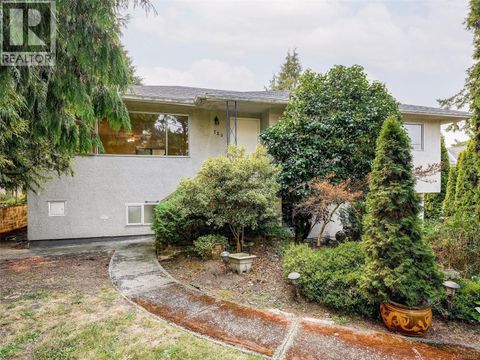723 Genevieve Rd Saanich BC V8X3R5