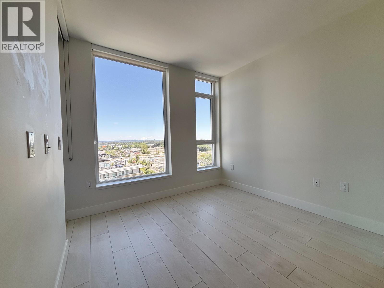 1001 3438 SAWMILL CRESCENT