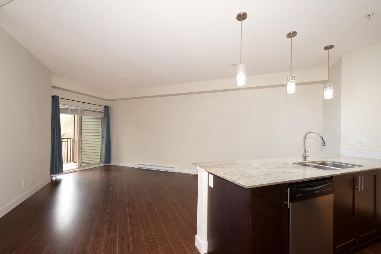 208 13468 KING GEORGE BOULEVARD