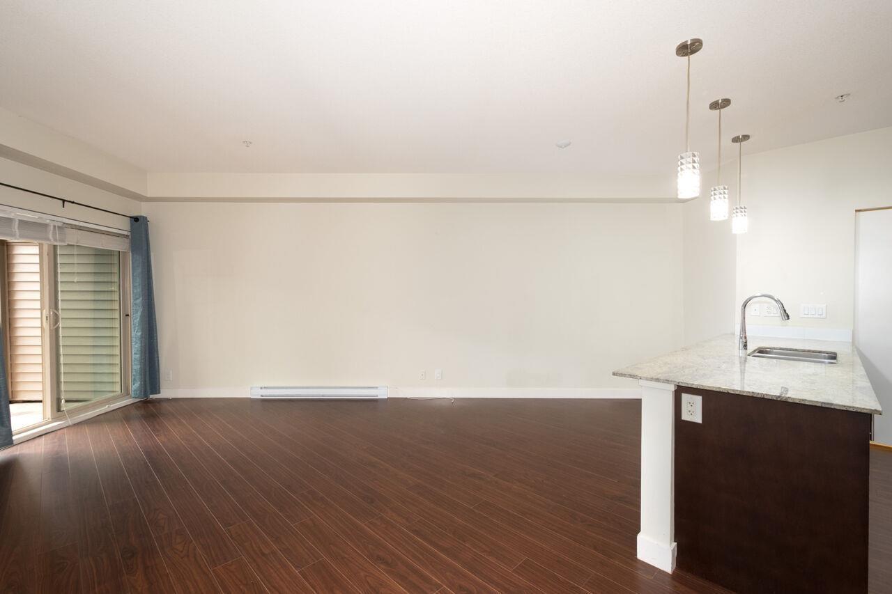 208 13468 KING GEORGE BOULEVARD