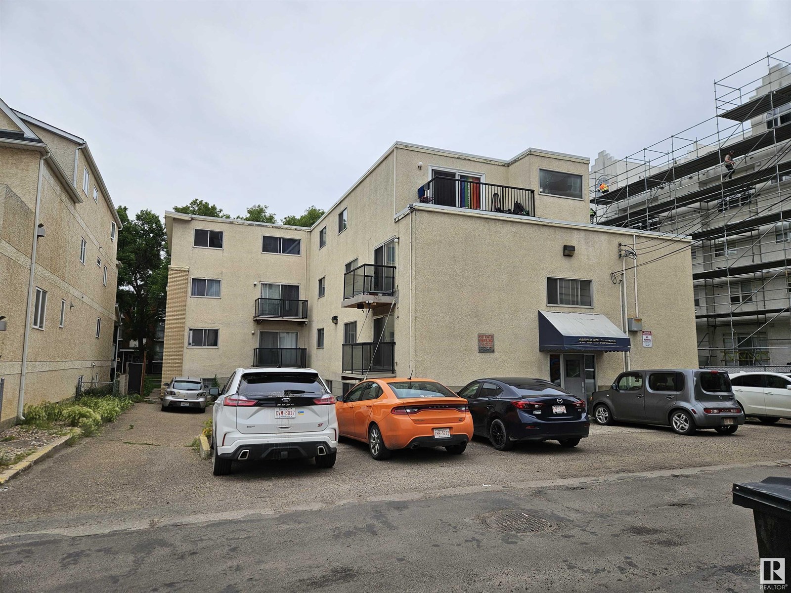 10725 83 AV NW