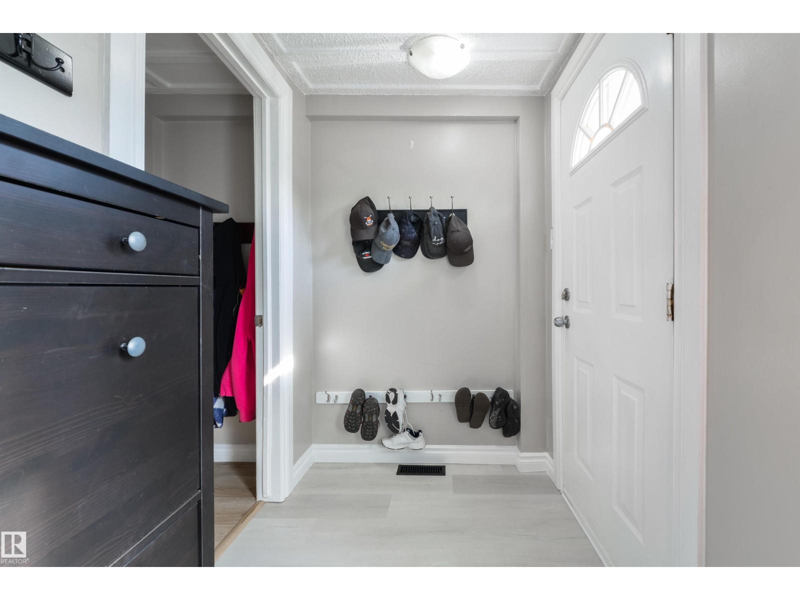 15 Post RD NW