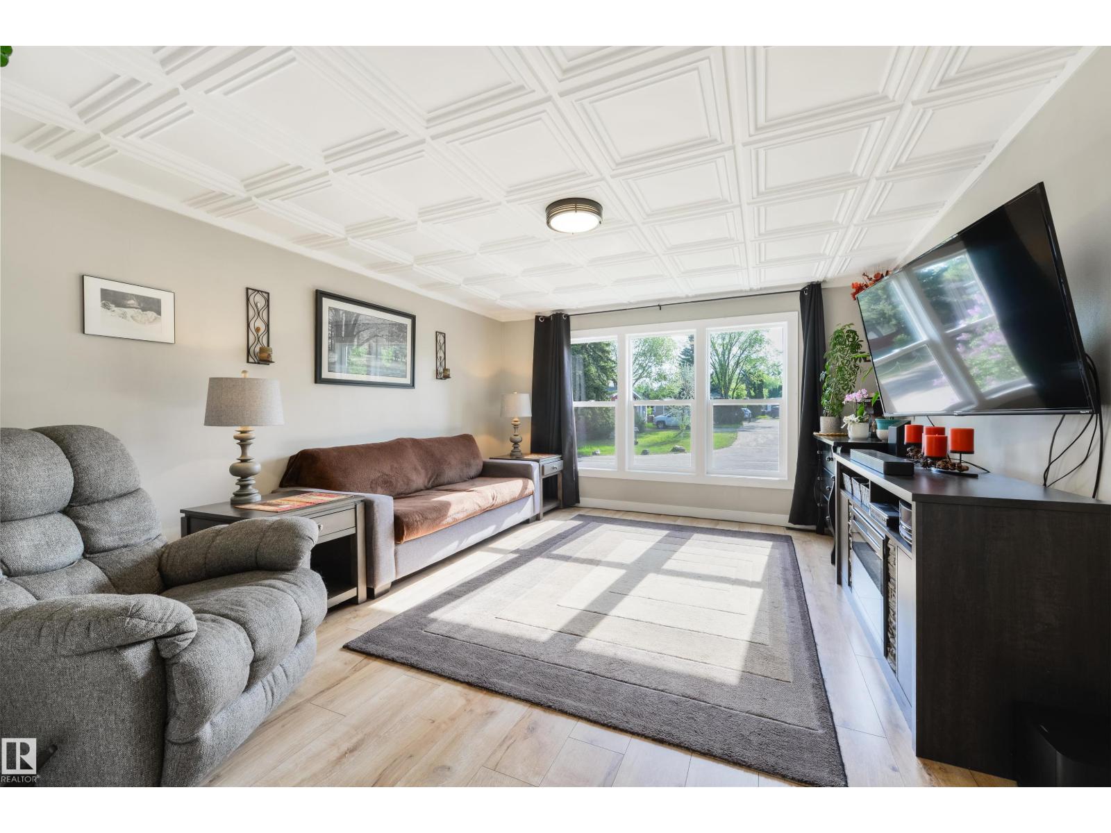 15 Post RD NW