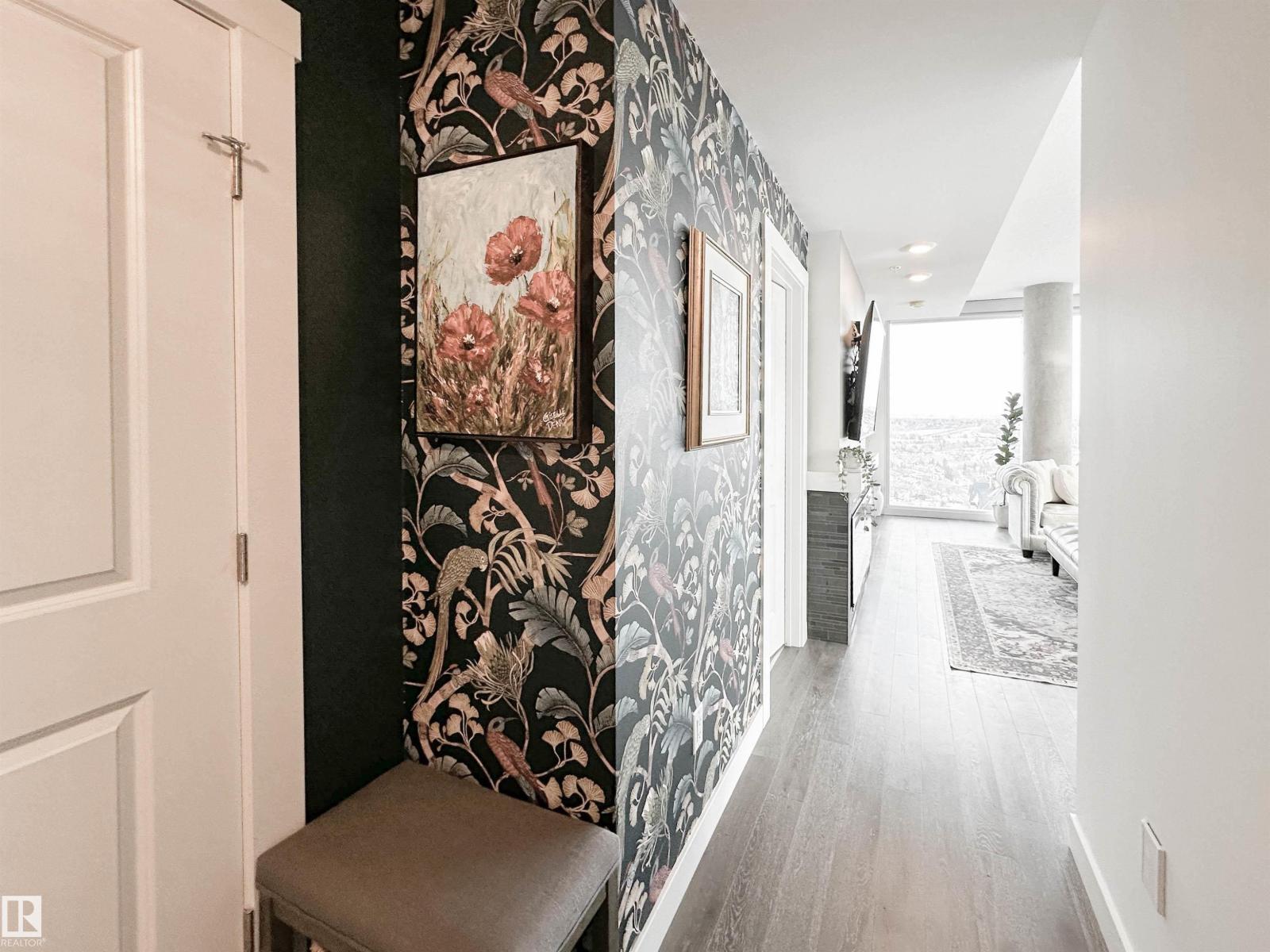 #1804 9720 106 ST NW