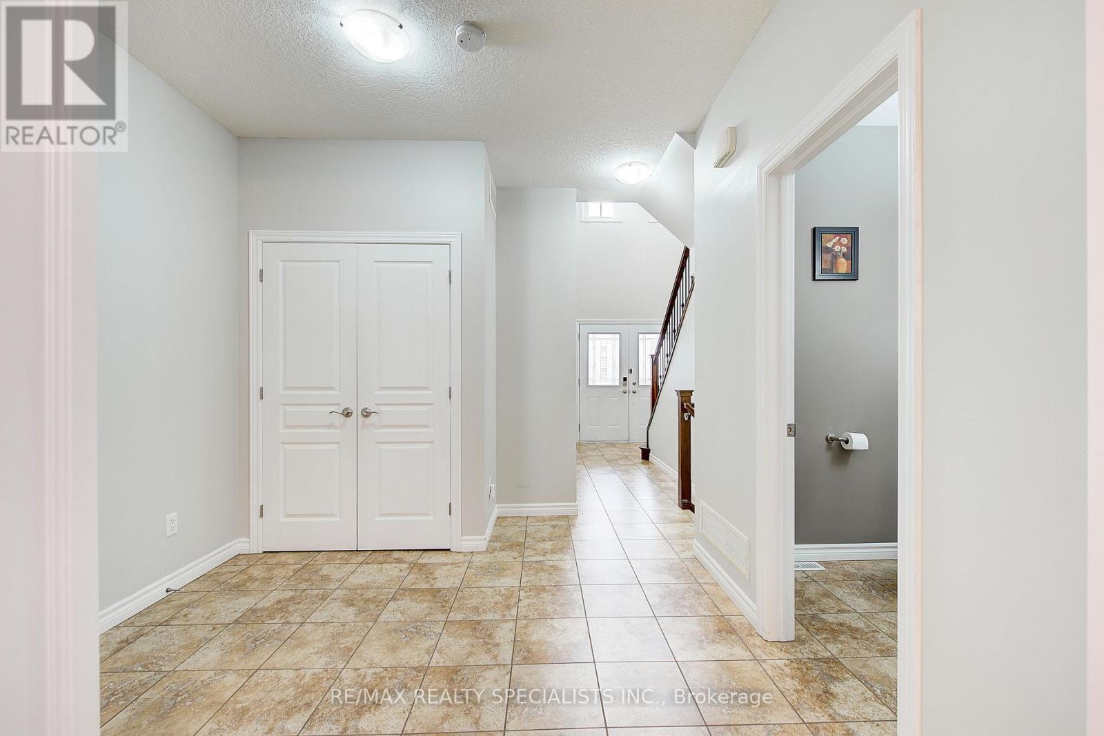 1682 CEDARCREEK CRESCENT