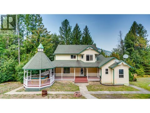 20 Bigg Road Lumby BC V0E2G6