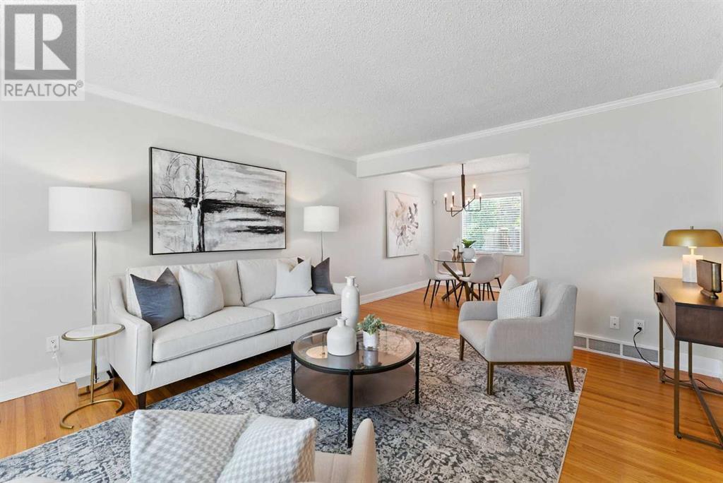 57 Gladeview Crescent SW