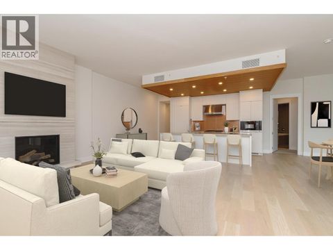 401 6687 NELSON AVENUE West Vancouver BC V7W2B2