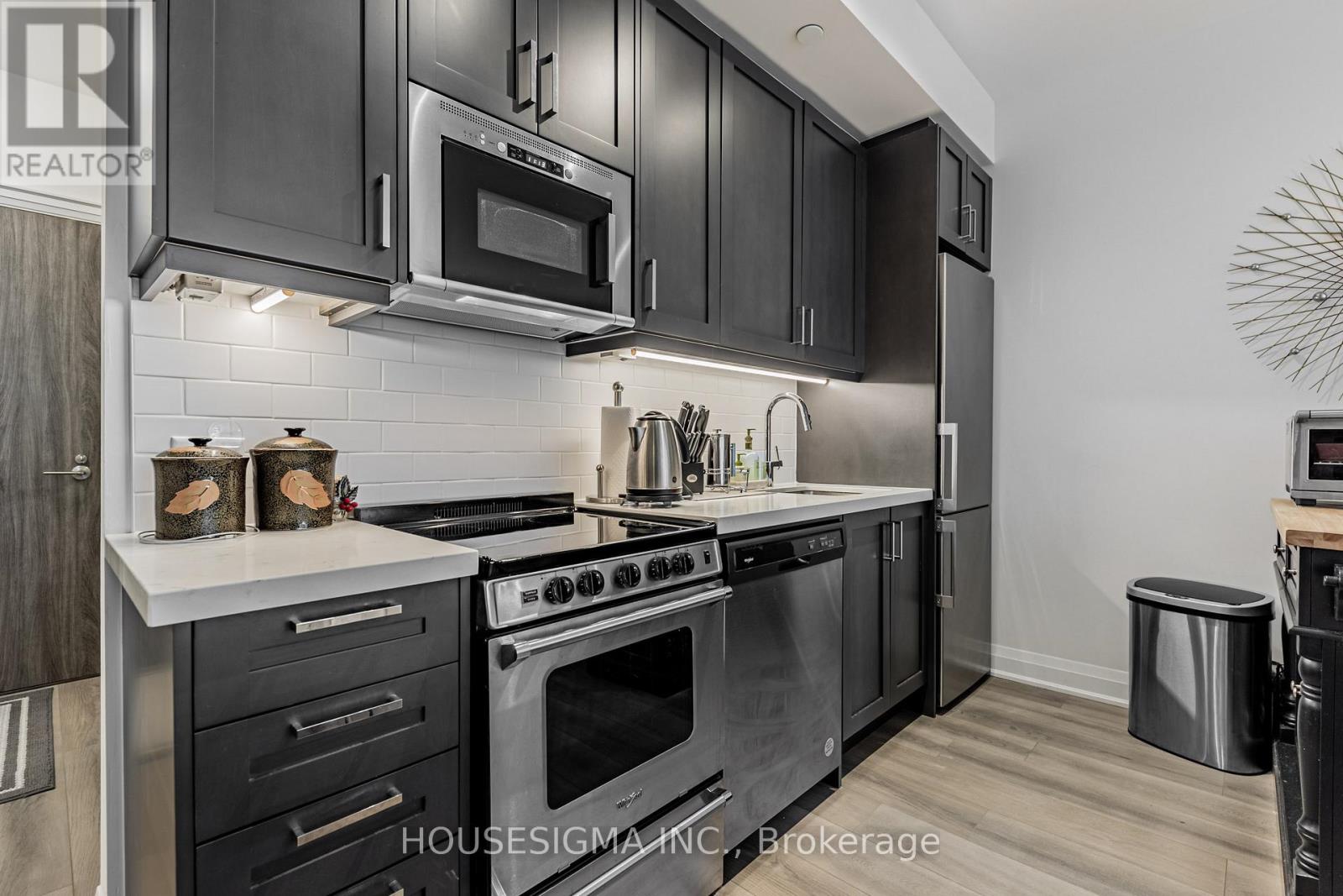 708 - 10 GATINEAU DRIVE