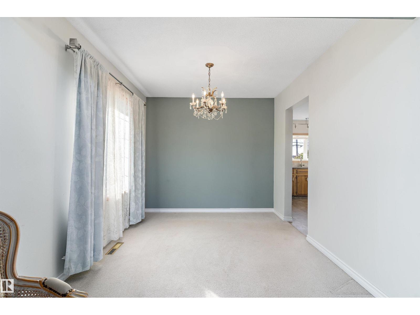 5619 140A AV NW