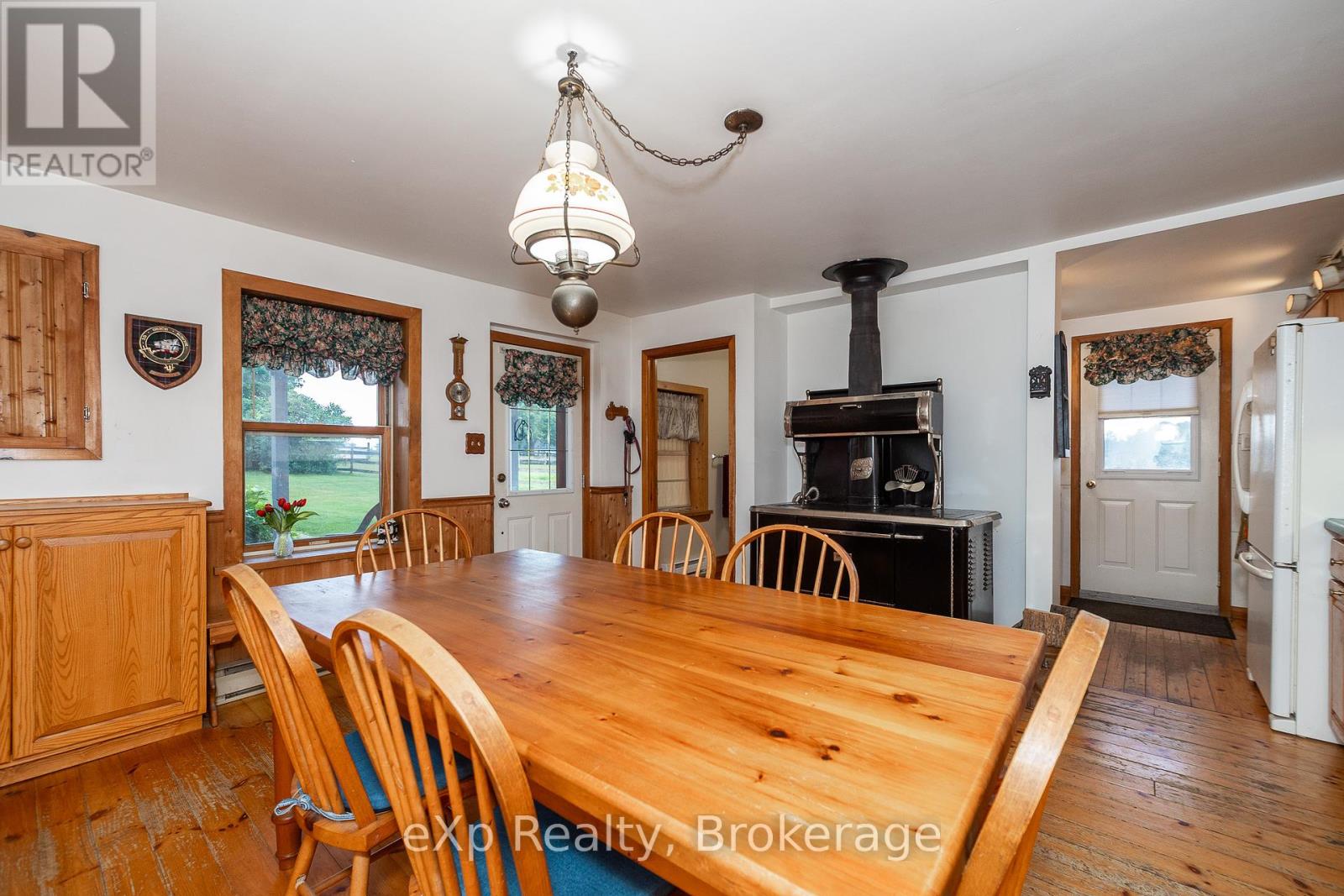 116826 GREY ROAD 3