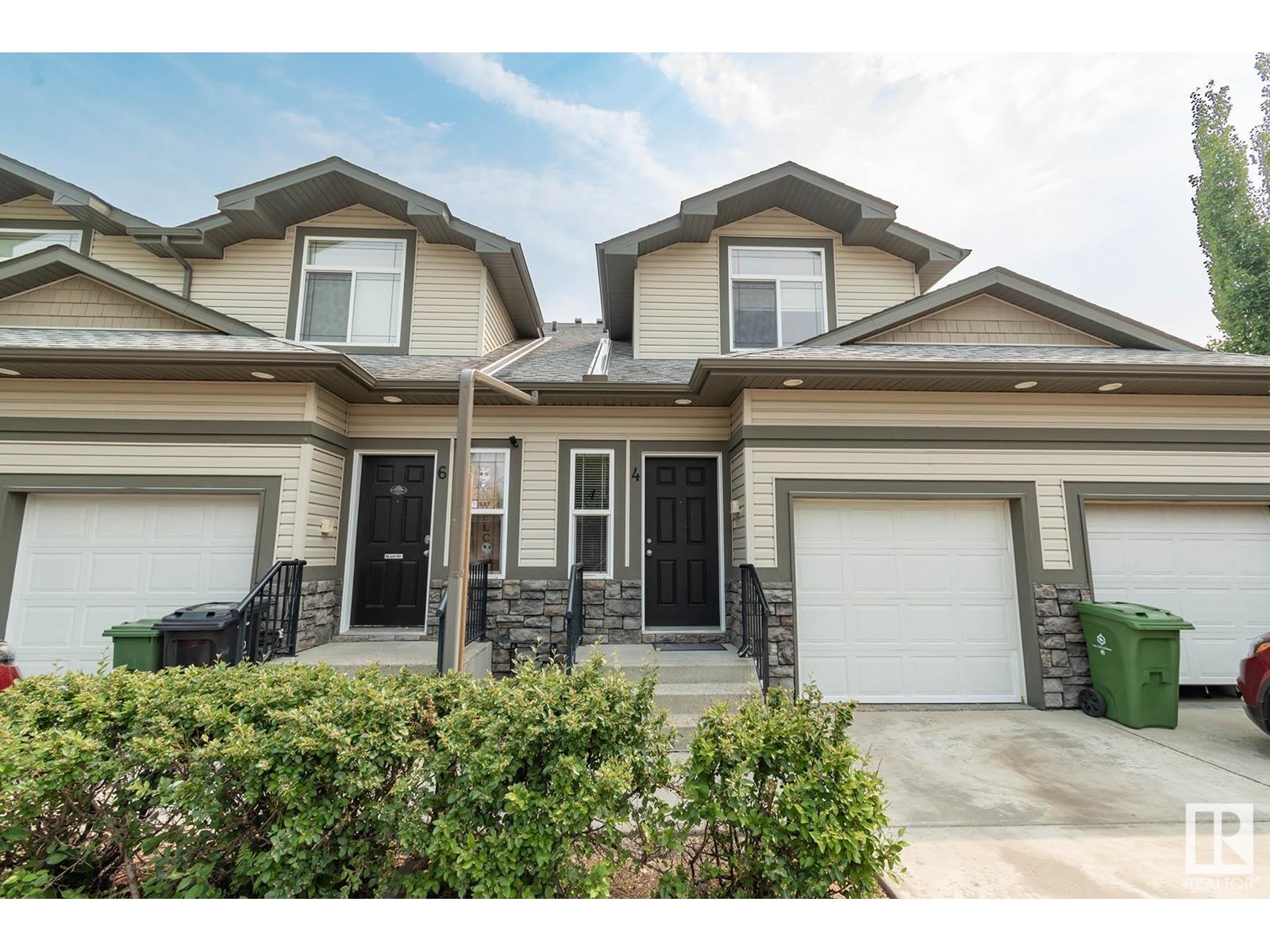 #4 10 WOODCREST