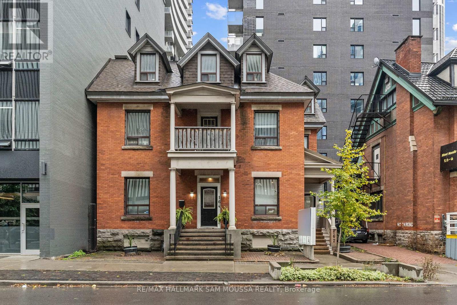 3 - 162-164 METCALFE STREET