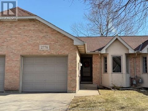 2774 NORFOLK PINES Windsor ON N9E4S5