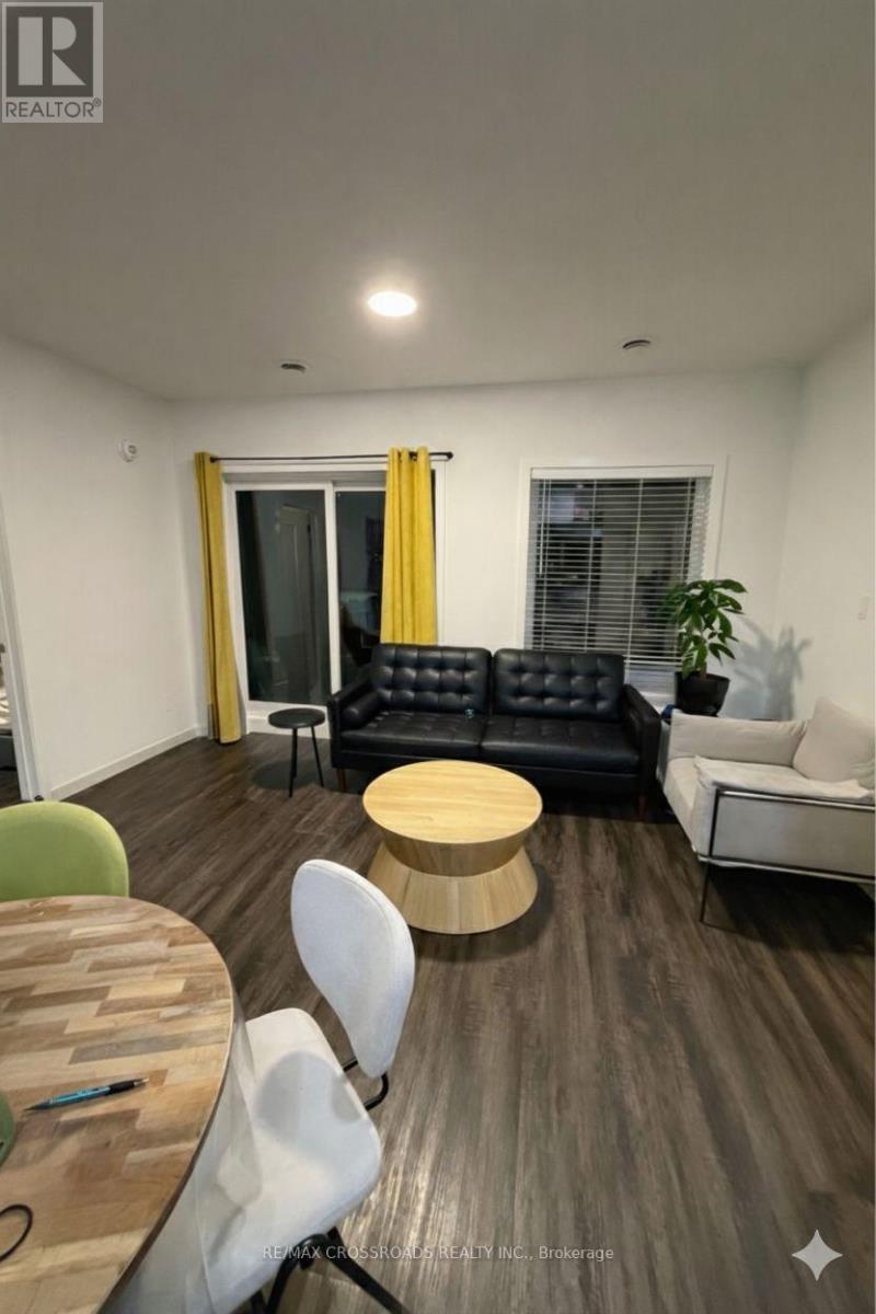 308 - 408 DUNDAS STREET