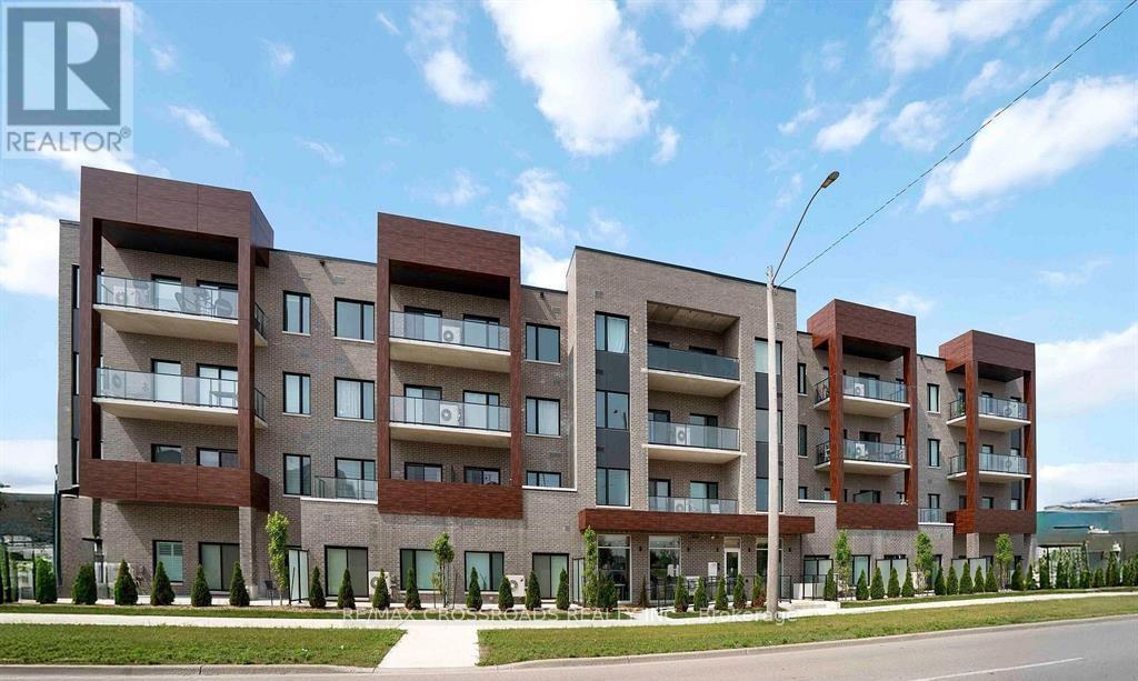 308 - 408 DUNDAS STREET