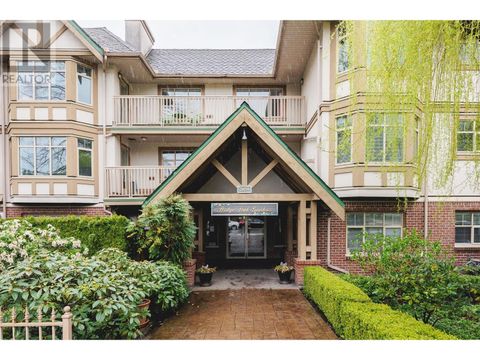 407 2059 CHESTERFIELD AVENUE North Vancouver BC V7M2P4