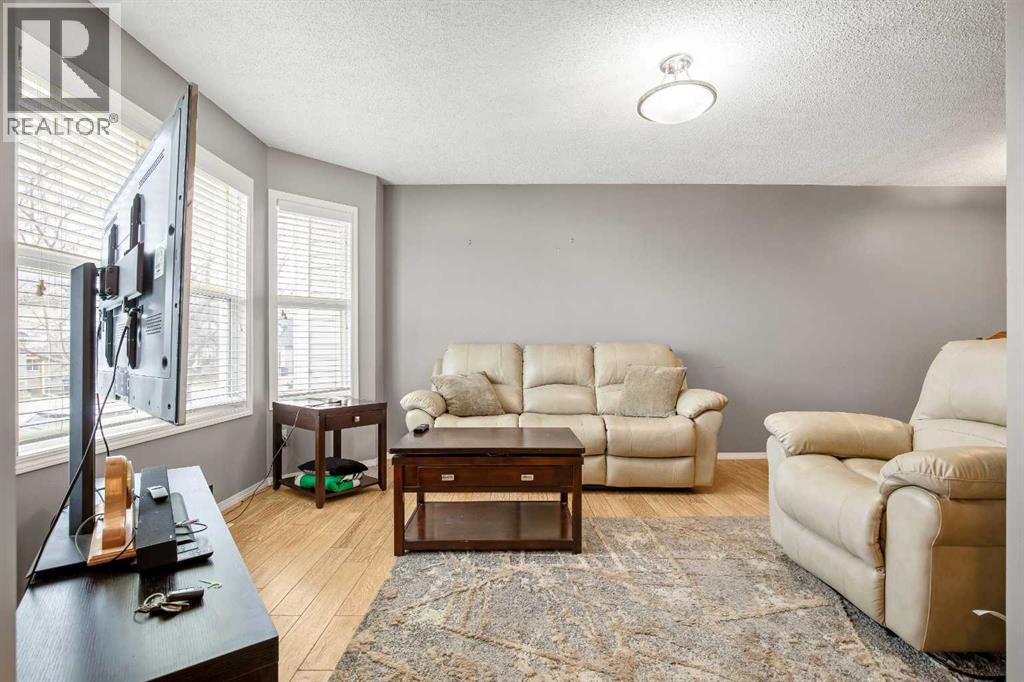 806 Prairie Sound Circle NW