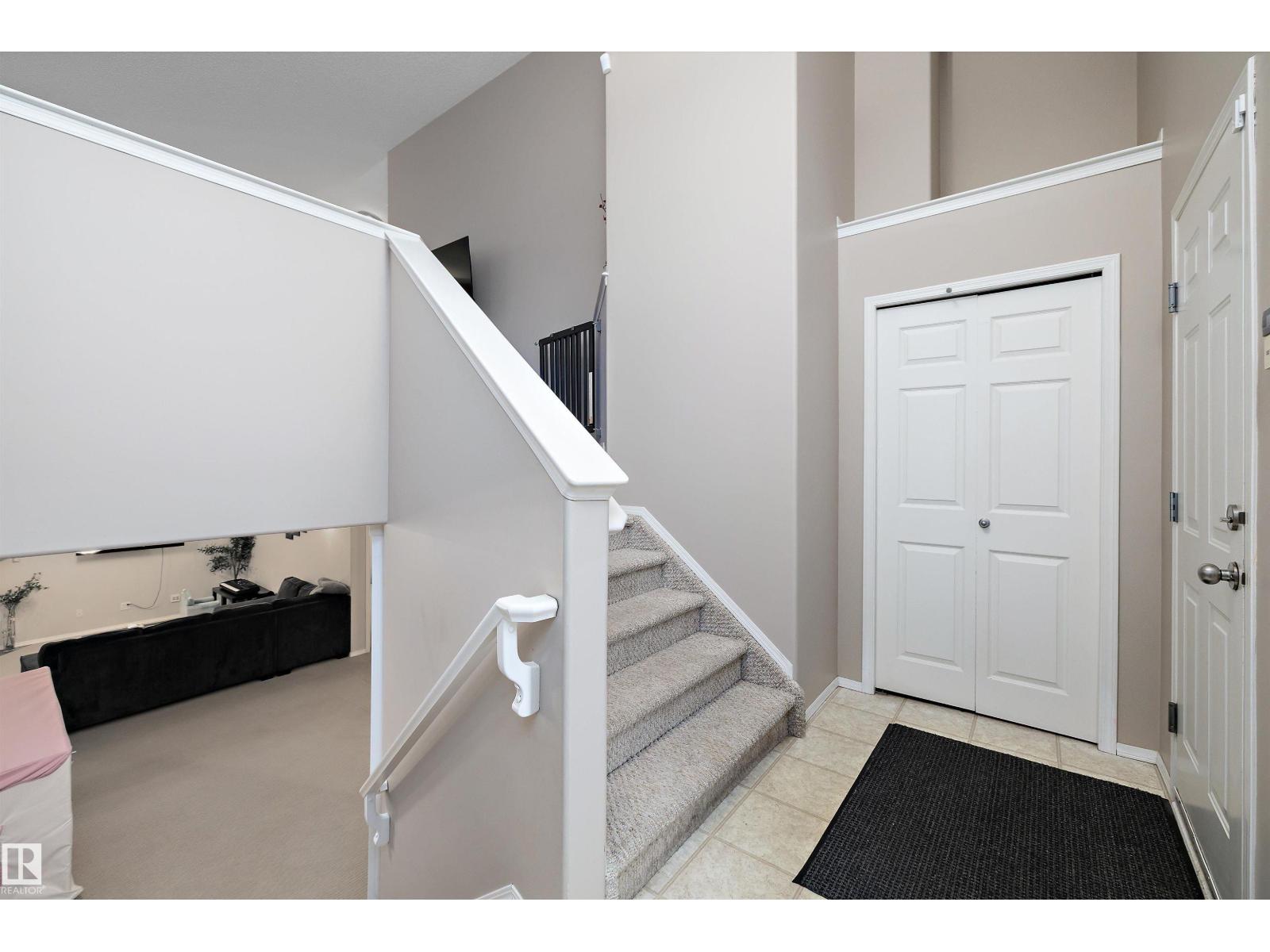 9210 163 AV NW