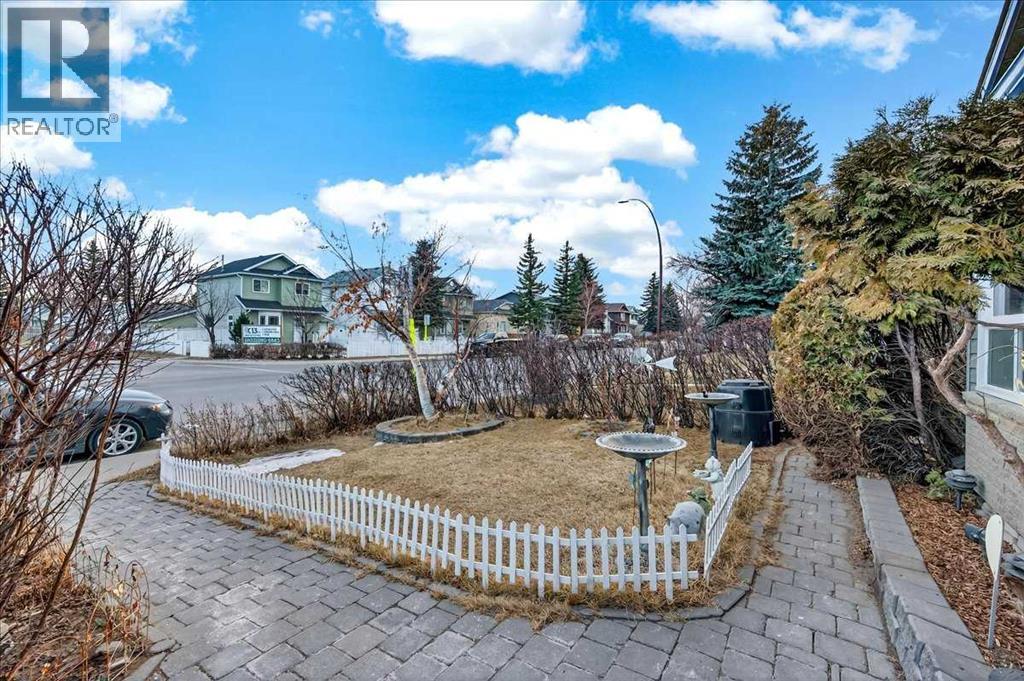 262 Martindale Boulevard NE