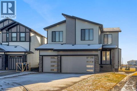 268 South Shore View Chestermere AB T1X2Y4