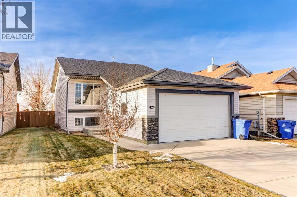 425 Edinburgh Road W