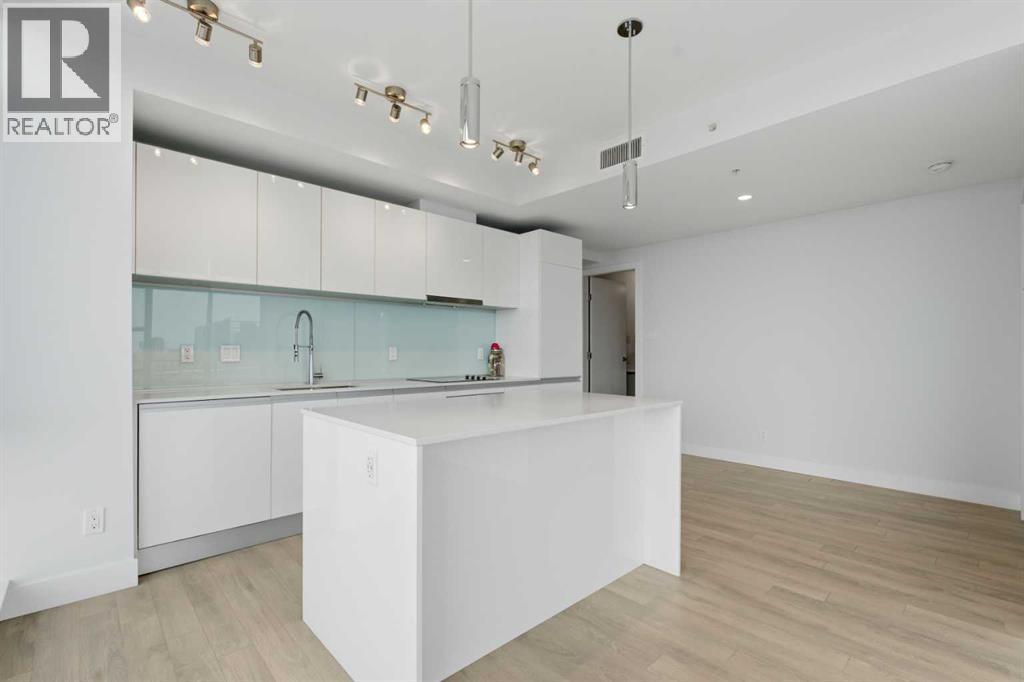 1002, 1122 3 Street SE