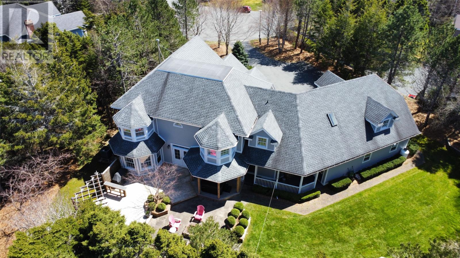 3 Dumfries Place
