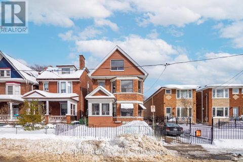 15 MACDONELL AVENUE E Toronto (Roncesvalles) ON M6R2A3