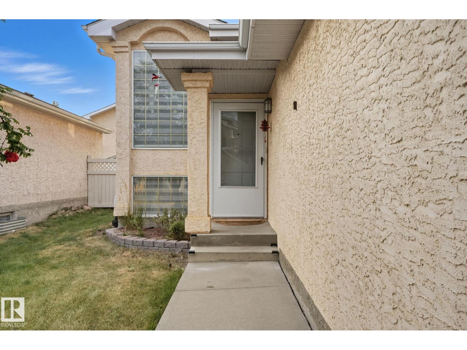 215 RIVER PT NW