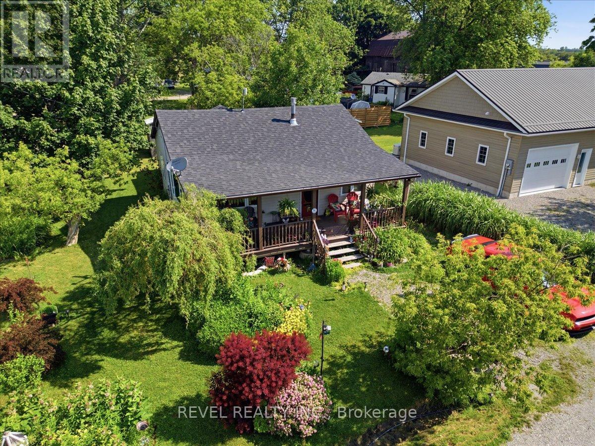 Photo 1 of 34 — 13 WINGER DRIVE, Haldimand, ON N0A1P0