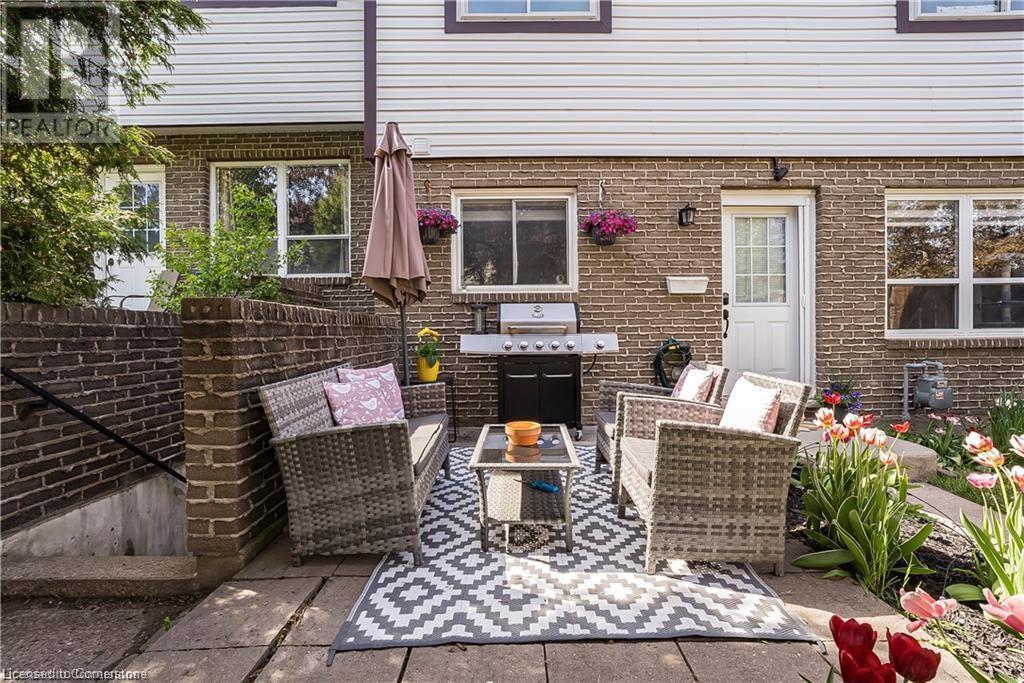 391 PIONEER Drive Unit# 3