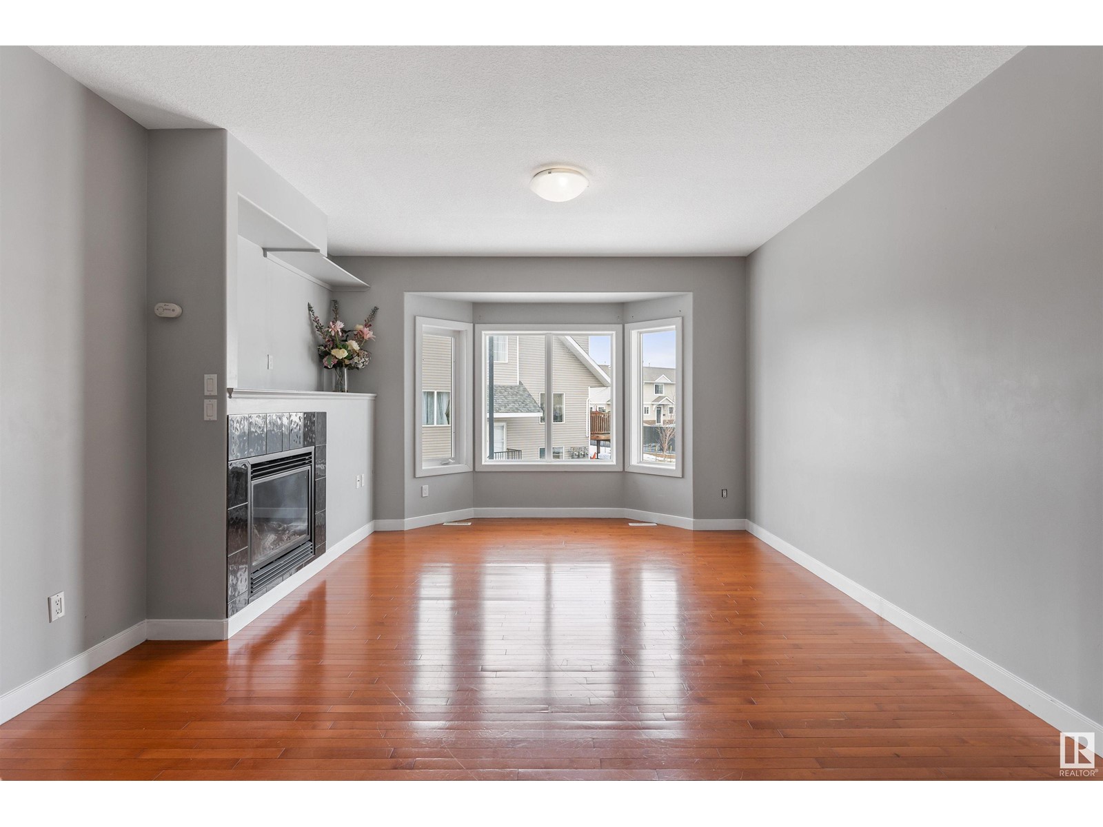 #11 13215 153 AV NW
