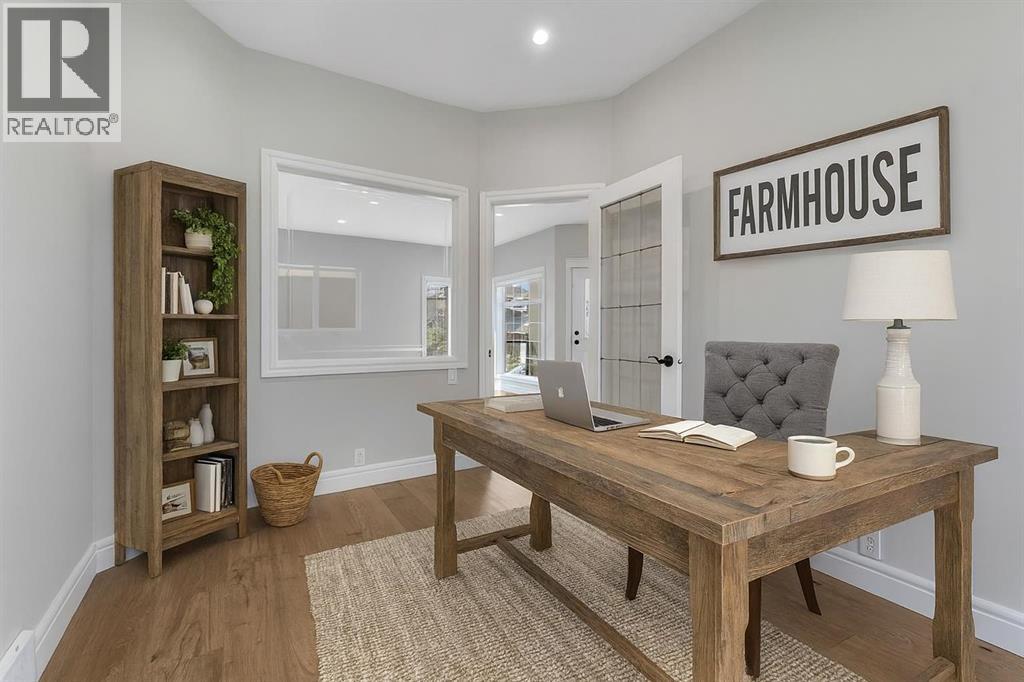 202 Coral Reef Manor NE