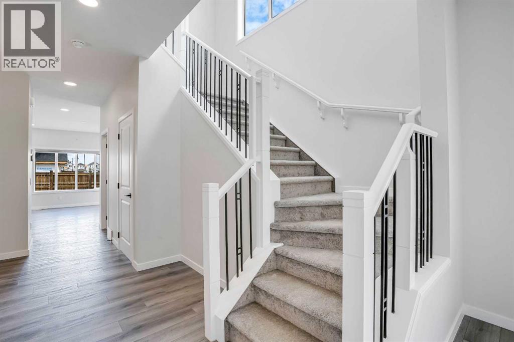 6 Homestead Circle NE