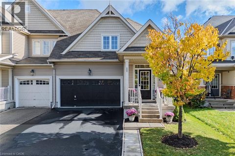 73 ENGLISH Lane Brantford ON N3T0G9