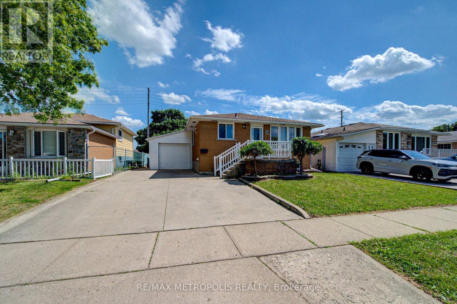 89 WINTER AVENUE