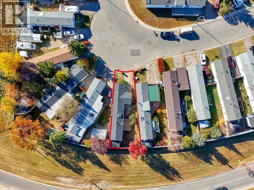 210 Erin woods Circle SE