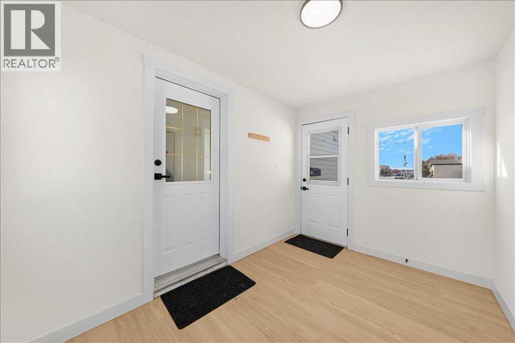 210 Erin woods Circle SE