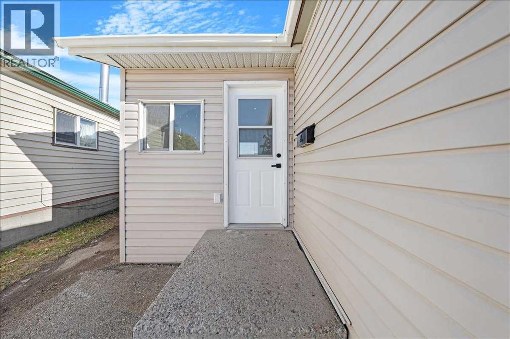 210 Erin woods Circle SE