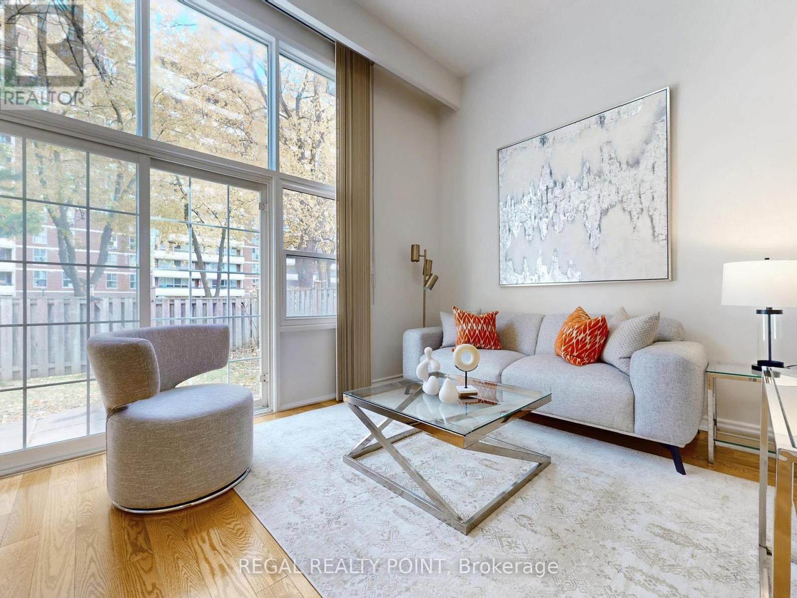 63 - 100 BRIDLETOWNE CIRCLE