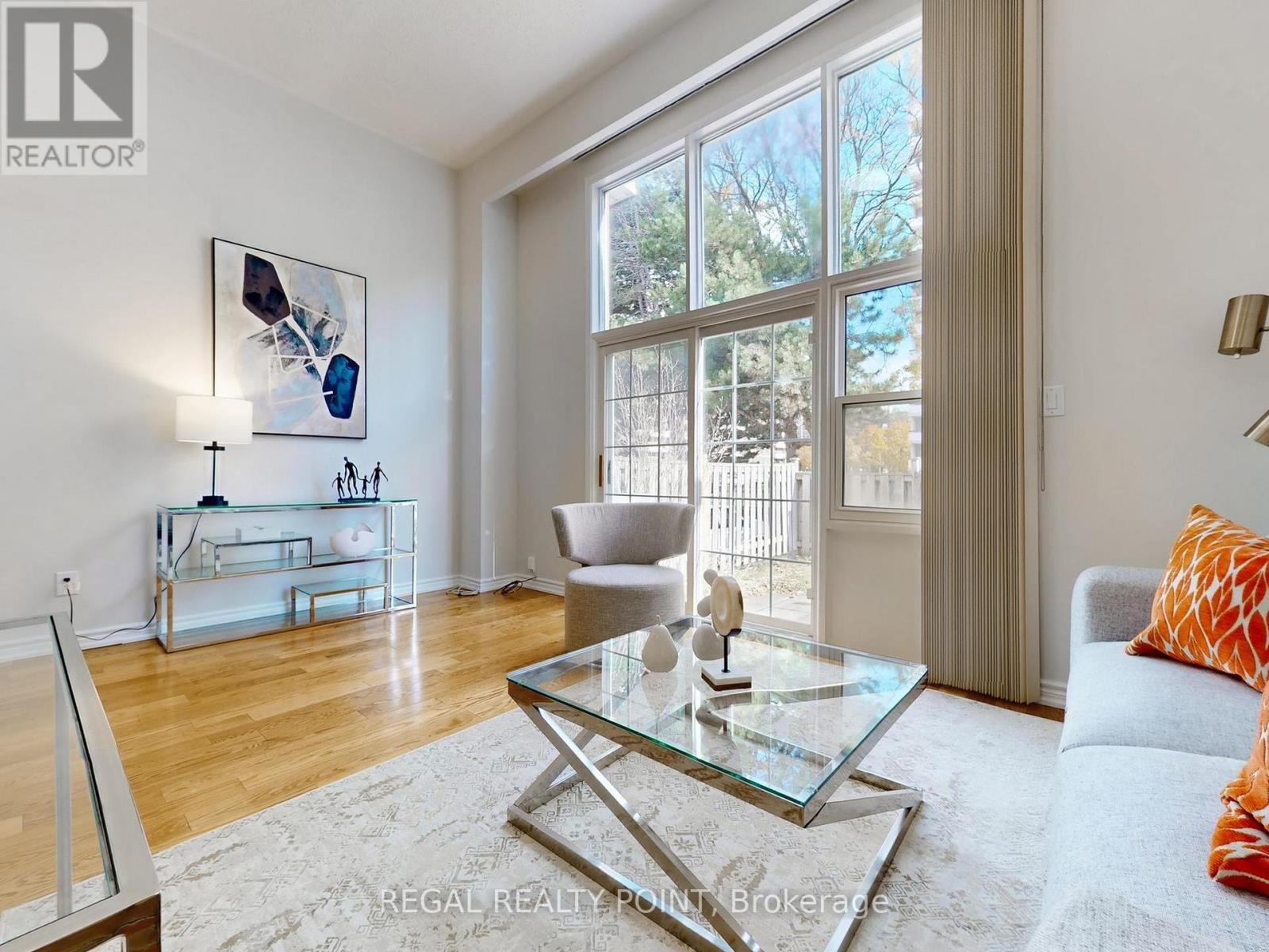 63 - 100 BRIDLETOWNE CIRCLE