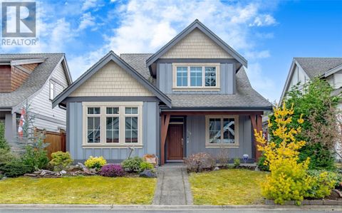 738 West Ridge Way Qualicum Beach BC V9K0A9