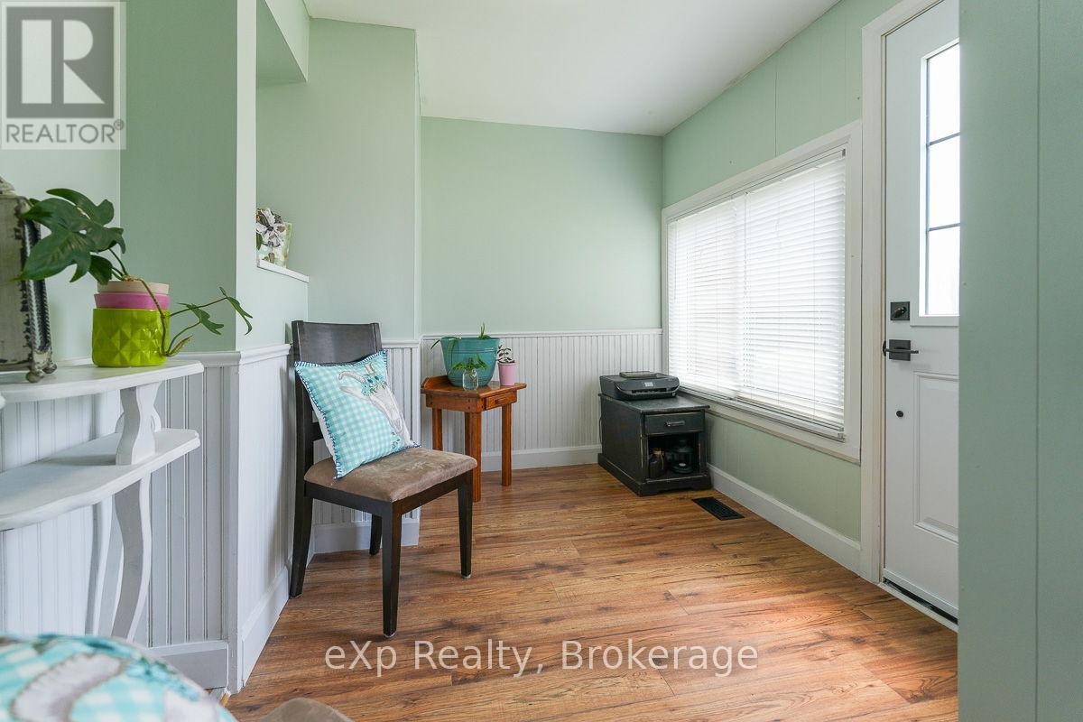 594 10TH A STREET W