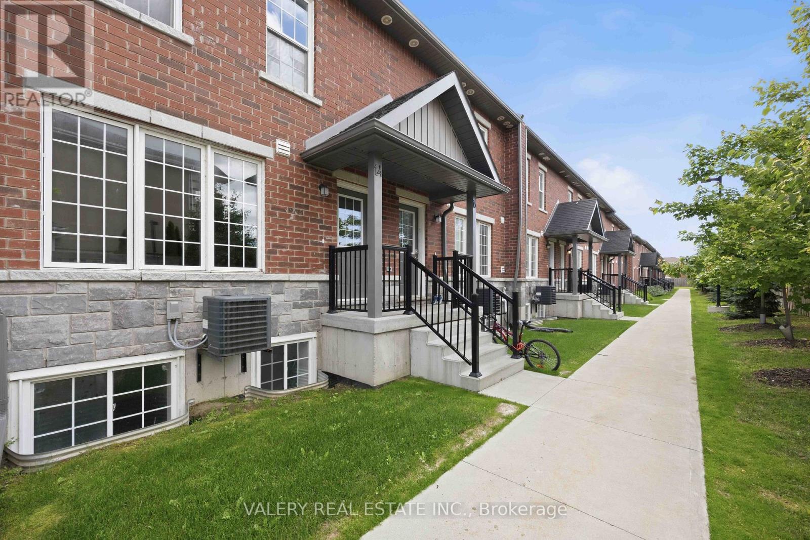 14 - 250 PENETANGUISHENE ROAD