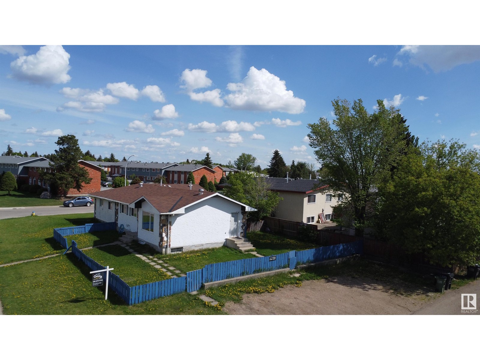 7807 36 AV NW