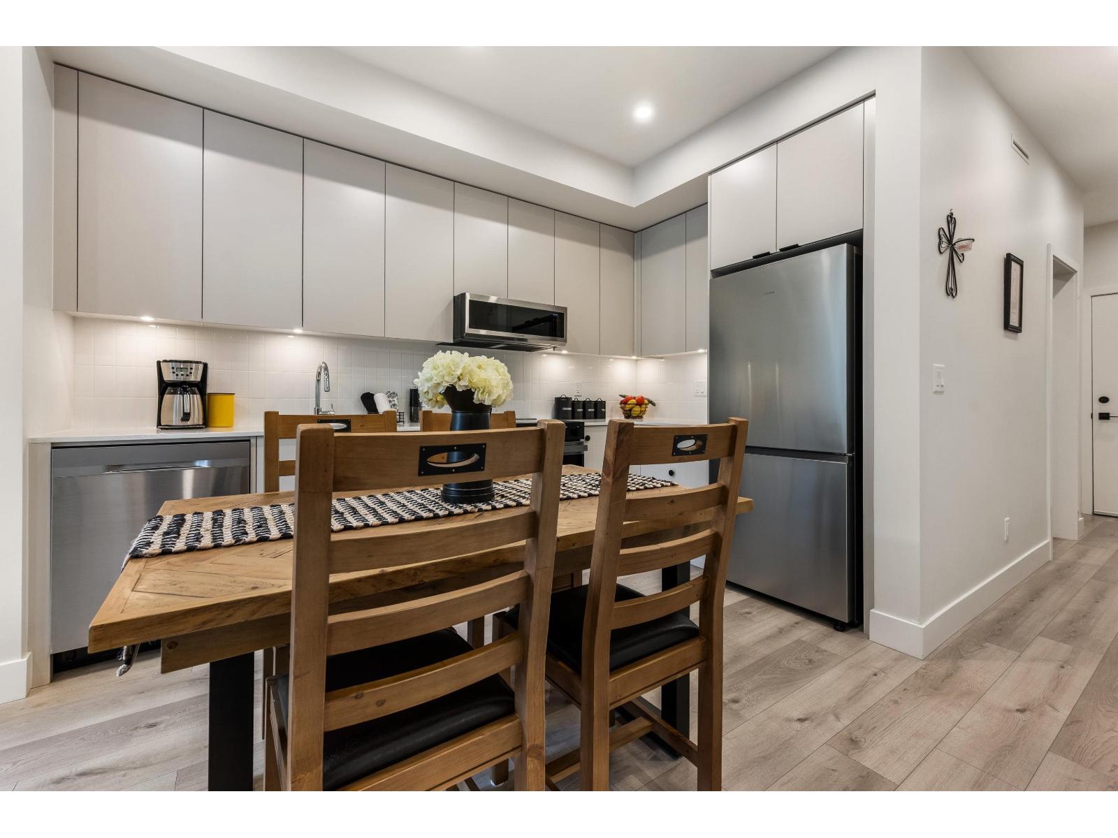 401 45497 CAMPUS DRIVE|Garrison Crossing