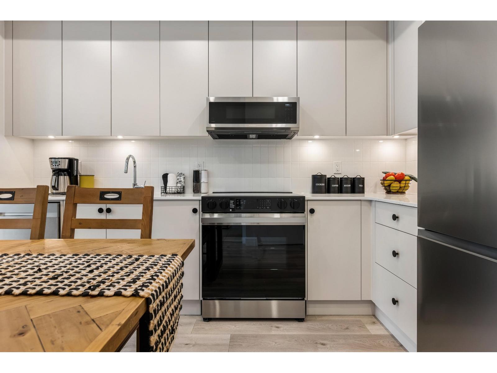 401 45497 CAMPUS DRIVE|Garrison Crossing