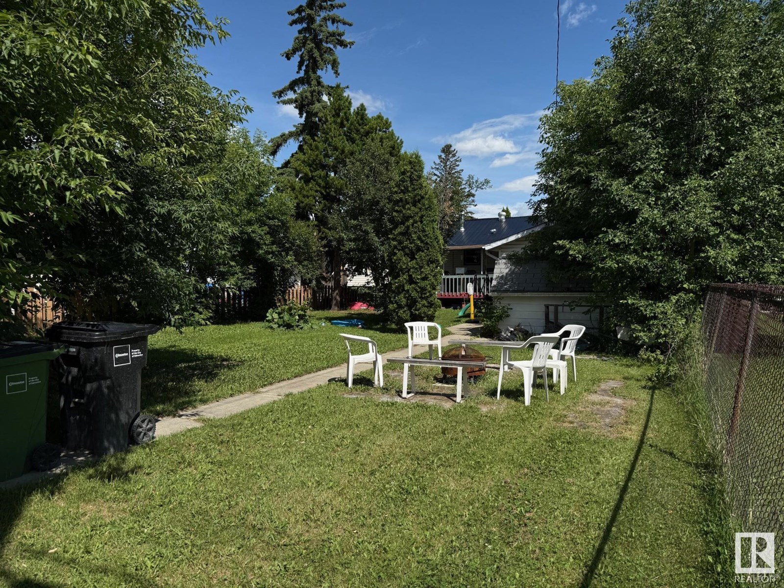 10312 158 ST NW NW