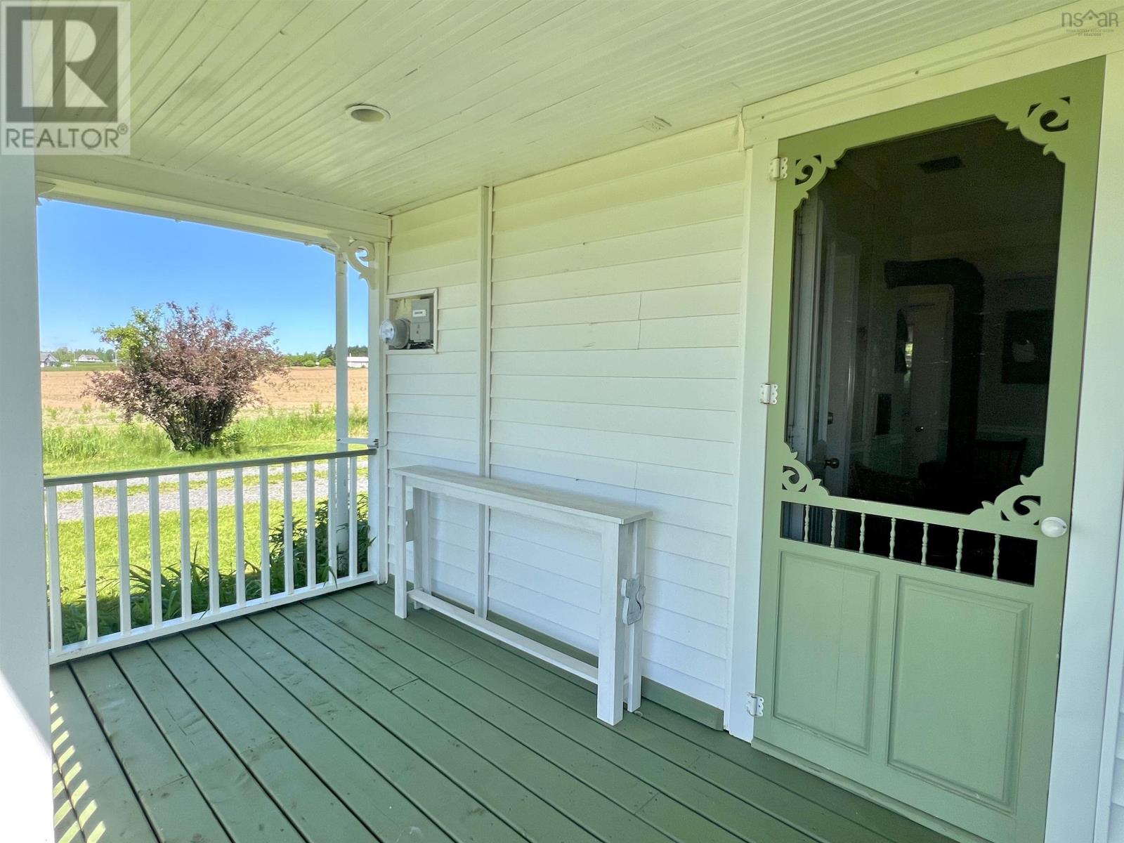 31 MacNaughton Road